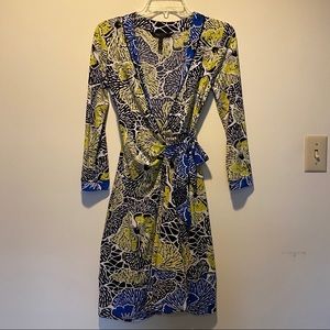 BCBGMaxAzria dress Beautiful color, patterns XXS